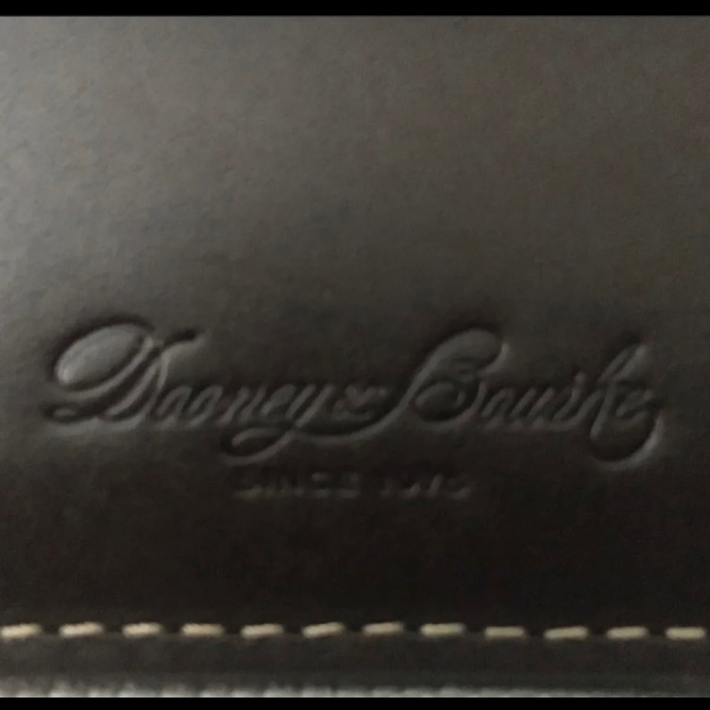 Dooney & Bourke T’Moro Brown Leather Card Holder Sample. Great stocking stuffer! - Picture 2 of 10